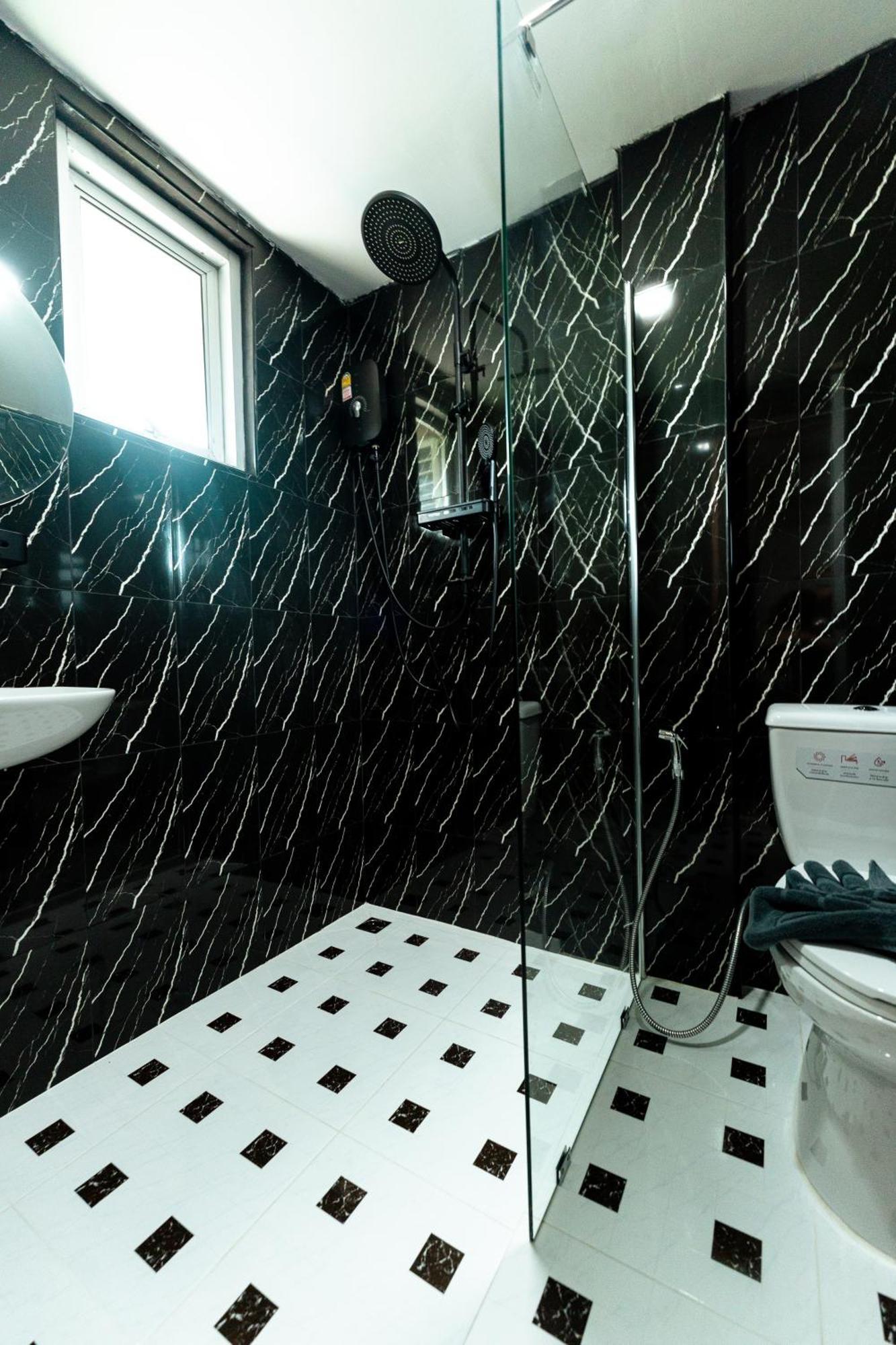 Apollo Hotel Chalong Ban Suan  Екстер'єр фото